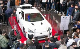 Dünyada sadece 500 adet üretildi Lexus LFA Türkiye turunda sergileniyor
